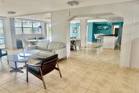 Copropriété à vendre à Fort Lauderdale, Floride: 3 chambres, 123.47 m2 № 1427295 - photo 20