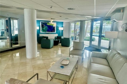 Copropriété à vendre à Fort Lauderdale, Floride: 3 chambres, 123.47 m2 № 1427295 - photo 17