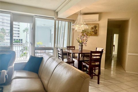 Condo in Fort Lauderdale, Florida, 3 bedrooms  № 1427295 - photo 4