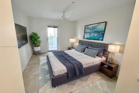 Condo in Miami Beach, Florida, 3 bedrooms  № 1427297 - photo 16