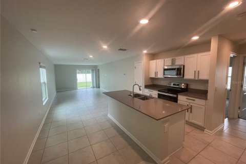 Casa en alquiler en Kissimmee, Florida, 3 dormitorios, 133.04 m2 № 1344029 - foto 9