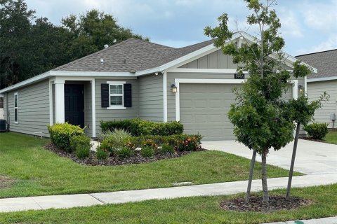 Casa en alquiler en Kissimmee, Florida, 3 dormitorios, 133.04 m2 № 1344029 - foto 4