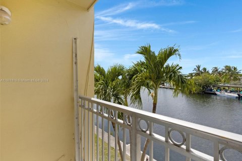 Condo in Key West, Florida, 1 bedroom  № 1221759 - photo 3