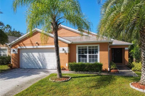 House in Davenport, Florida 4 bedrooms, 178.19 sq.m. № 1419163 - photo 1