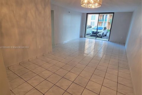 Copropriété à vendre à Miami, Floride: 2 chambres, 92.9 m2 № 1383491 - photo 1