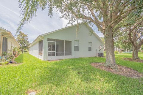 House in Edgewater, Florida 3 bedrooms, 154.5 sq.m. № 829387 - photo 8