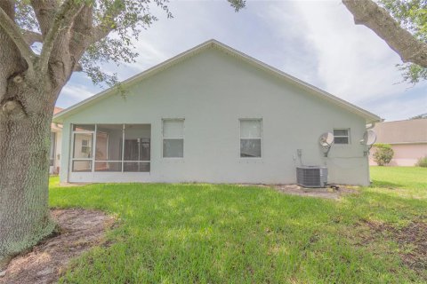 Villa ou maison à vendre à Edgewater, Floride: 3 chambres, 154.5 m2 № 829387 - photo 10