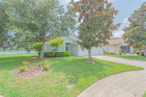 Villa ou maison à vendre à Edgewater, Floride: 3 chambres, 154.5 m2 № 829387 - photo 4