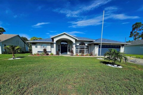 Villa ou maison à vendre à Palm Bay, Floride: 3 chambres, 172.52 m2 № 1335792 - photo 1