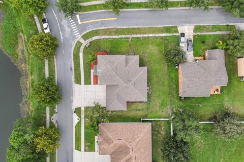 House in Kissimmee, Florida 5 bedrooms, 294.13 sq.m. № 1335795 - photo 5