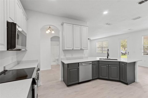 Villa ou maison à vendre à Kissimmee, Floride: 5 chambres, 294.13 m2 № 1335795 - photo 19