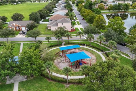 Villa ou maison à vendre à Kissimmee, Floride: 5 chambres, 294.13 m2 № 1335795 - photo 8