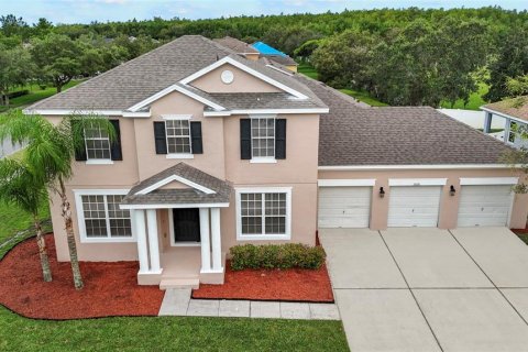 Casa en venta en Kissimmee, Florida, 5 dormitorios, 294.13 m2 № 1335795 - foto 1