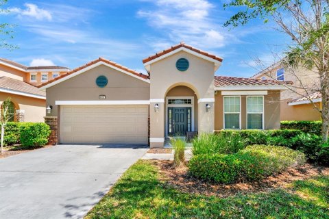 House in Davenport, Florida 5 bedrooms, 196.4 sq.m. № 1087453 - photo 1