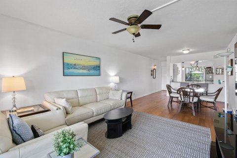 Condo in Palm Beach Gardens, Florida, 2 bedrooms  № 1189747 - photo 21