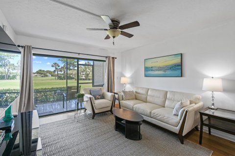 Condo in Palm Beach Gardens, Florida, 2 bedrooms  № 1189747 - photo 22