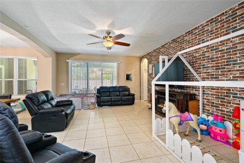 House in DeLand, Florida 5 bedrooms, 270.16 sq.m. № 1190658 - photo 7