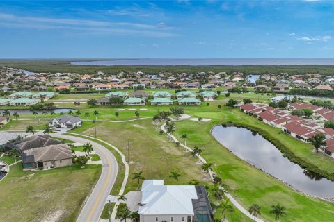 Terreno en venta en Punta Gorda, Florida № 1108469 - foto 4