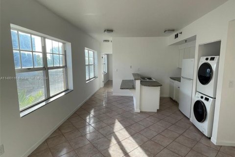 Copropriété à vendre à Miami Beach, Floride: 2 chambres, 63.17 m2 № 1280774 - photo 16