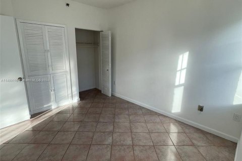 Copropriété à vendre à Miami Beach, Floride: 2 chambres, 63.17 m2 № 1280774 - photo 6