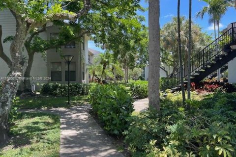 Copropriété à vendre à Deerfield Beach, Floride: 2 chambres, 85.1 m2 № 1280771 - photo 3