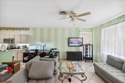 Casa en venta en Miramar, Florida, 5 dormitorios, 281.68 m2 № 1413631 - foto 15