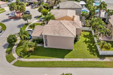 Casa en venta en Miramar, Florida, 5 dormitorios, 281.68 m2 № 1413631 - foto 22