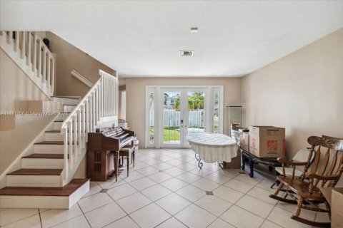 Casa en venta en Miramar, Florida, 5 dormitorios, 281.68 m2 № 1413631 - foto 6