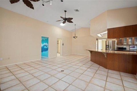 House in Punta Gorda, Florida 4 bedrooms, 267.37 sq.m. № 1194170 - photo 18