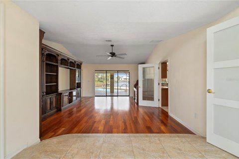 Villa ou maison à vendre à Punta Gorda, Floride: 4 chambres, 267.37 m2 № 1194170 - photo 7