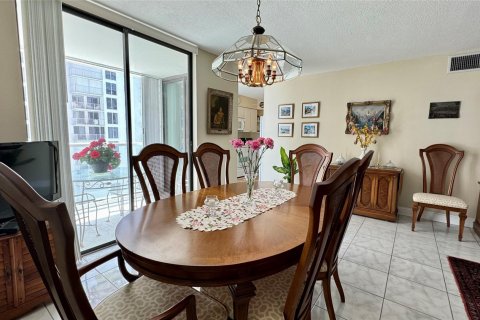 Condominio en venta en Pompano Beach, Florida, 2 dormitorios, 130.06 m2 № 1092278 - foto 25