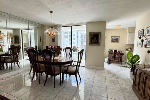 Condominio en venta en Pompano Beach, Florida, 2 dormitorios, 130.06 m2 № 1092278 - foto 20