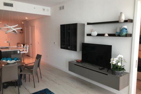 Copropriété à louer à Miami, Floride: 2 chambres, 98.2 m2 № 71411 - photo 9