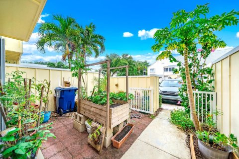 Townhouse in Jupiter, Florida 2 bedrooms, 107.67 sq.m. № 1141511 - photo 14