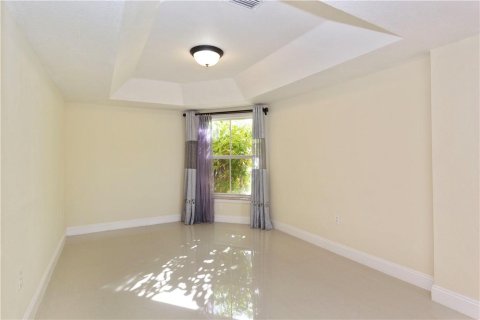 House in Coral Springs, Florida 5 bedrooms, 271 sq.m. № 920939 - photo 21