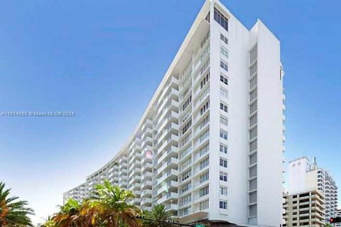 Copropriété à vendre à Miami Beach, Floride: 49.7 m2 № 1237861 - photo 30