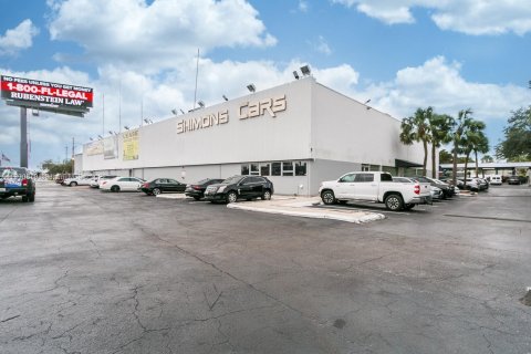 Купить коммерческую недвижимость в Холливуд, Флорида № 165948 - фото 1