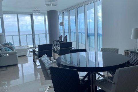 Villa ou maison à vendre à Sunny Isles Beach, Floride: 4 chambres, 222.41 m2 № 1305770 - photo 25