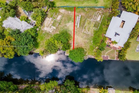 Купить земельный участок в Майами, Флорида № 993583 - фото 12