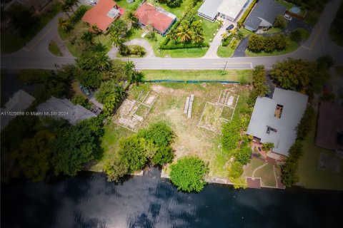 Купить земельный участок в Майами, Флорида № 993583 - фото 14