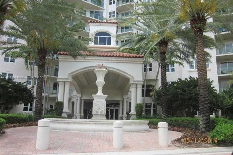 Copropriété à vendre à Aventura, Floride: 2 chambres, 116.78 m2 № 993580 - photo 2