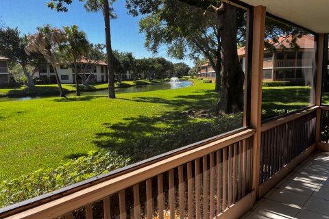 Condominio en venta en Palm Beach Gardens, Florida, 2 dormitorios, 126.9 m2 № 1120186 - foto 16