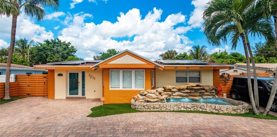 Casa en Hollywood, Florida 3 dormitorios, 134.71 m2 № 1387845