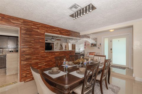 Casa en venta en Hollywood, Florida, 3 dormitorios, 134.71 m2 № 1387845 - foto 5