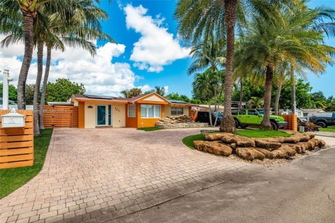 Casa en venta en Hollywood, Florida, 3 dormitorios, 134.71 m2 № 1387845 - foto 2