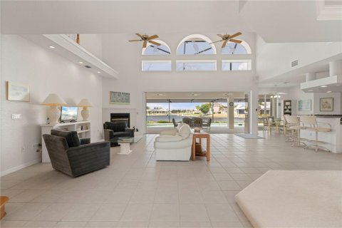 Villa ou maison à vendre à Punta Gorda, Floride: 4 chambres, 341.88 m2 № 1194226 - photo 22