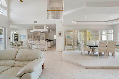 Villa ou maison à vendre à Punta Gorda, Floride: 4 chambres, 341.88 m2 № 1194226 - photo 24