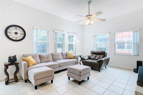 Townhouse in Kissimmee, Florida 4 bedrooms, 151.99 sq.m. № 1385478 - photo 8