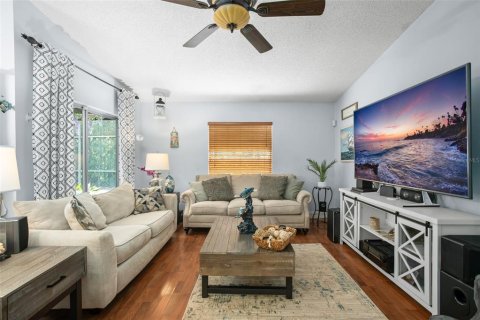 Casa en venta en Orlando, Florida, 3 dormitorios, 131.36 m2 № 1288434 - foto 7