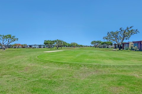 Condo in Delray Beach, Florida, 2 bedrooms  № 1216300 - photo 8